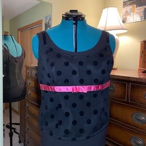 CACIQUE 22/24 black/black polkadots corset top w/adj. straps full back & boning